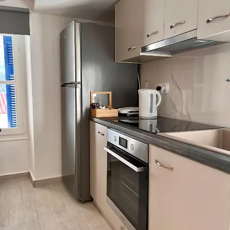 Camara'S Gem Appartement Poros Town Buitenkant foto