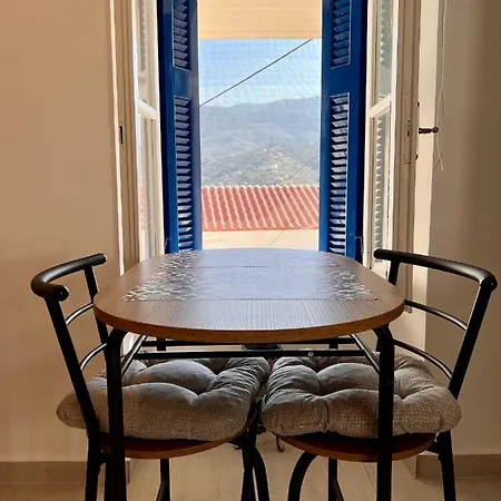 Camara'S Gem Appartement Poros Town Buitenkant foto